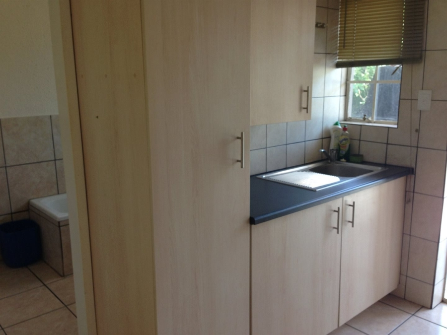 To Let 2 Bedroom Property for Rent in Potchefstroom North West